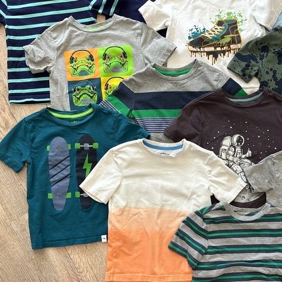 Tommy Bahama Set of 15 XS Tees - Picture 3 of 6